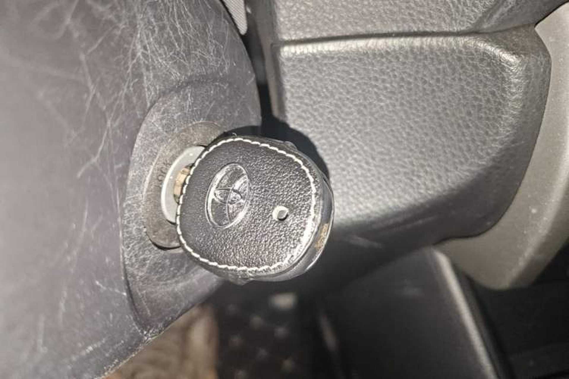 Used Toyota Vios 2019 1.5L CVT Smart Drive Edition Vehicle Key