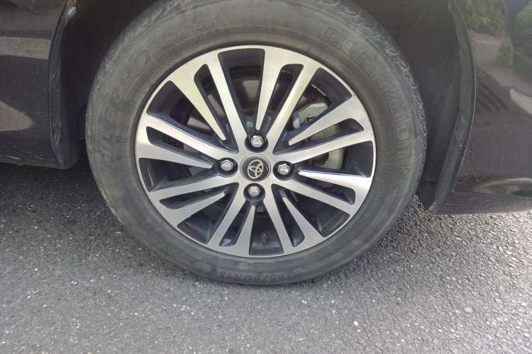 Used Toyota Vios 2021 1.5L CVT Smart Drive Edition Right Front Wheel Hub