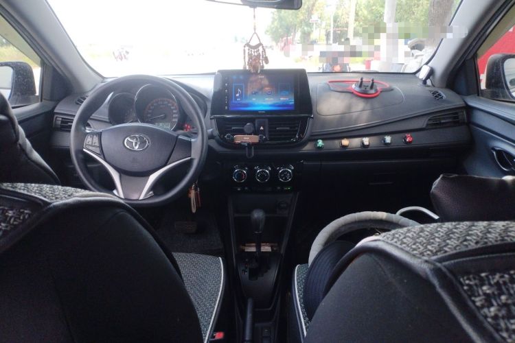 Used Toyota Vios 2021 1.5L CVT Innovation Edition Center Console