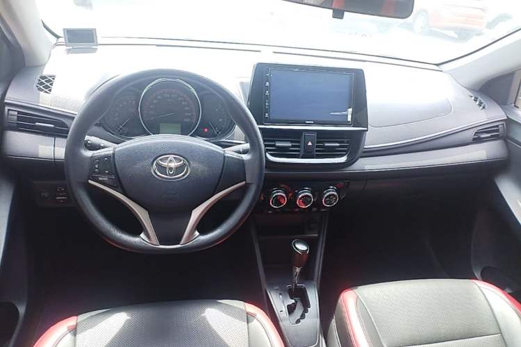 Used Toyota Vios 2021 1.5L CVT Innovation Edition Center Console