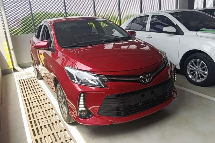 Used Toyota Vios 2021 1.5L CVT Innovation Edition Front Right 45 Deg