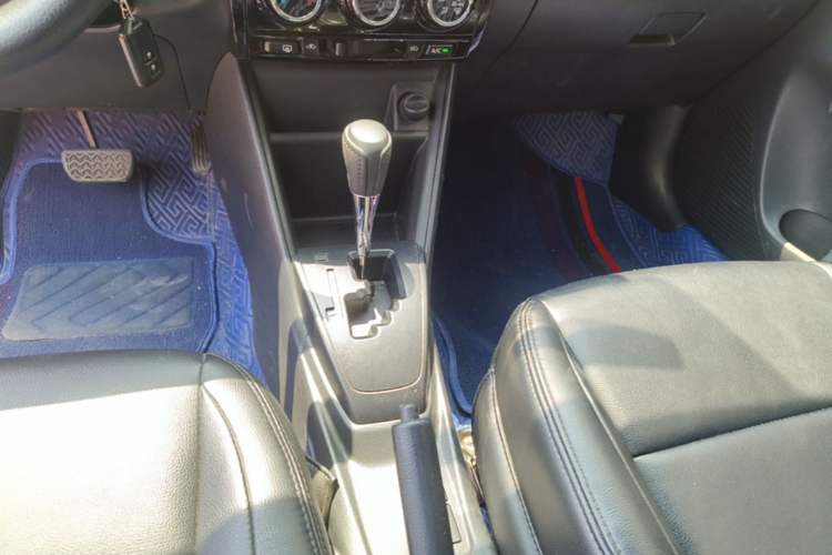 Used Toyota Vios 2021 1.5L CVT Innovation Edition Gear Lever