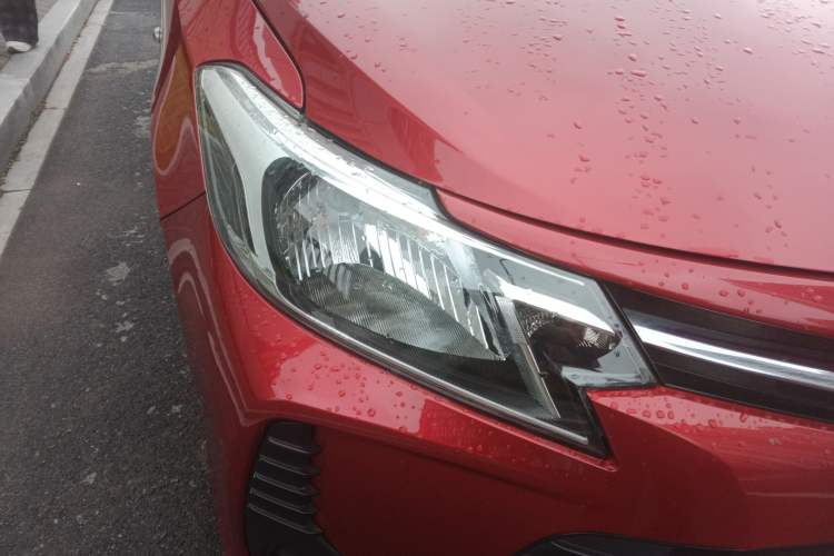 Used Toyota Vios 2021 1.5L CVT Innovation Edition Right Front Headlight