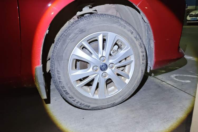 Used Toyota Vios 2021 1.5L CVT Smart Drive Edition Right Front Wheel Hub