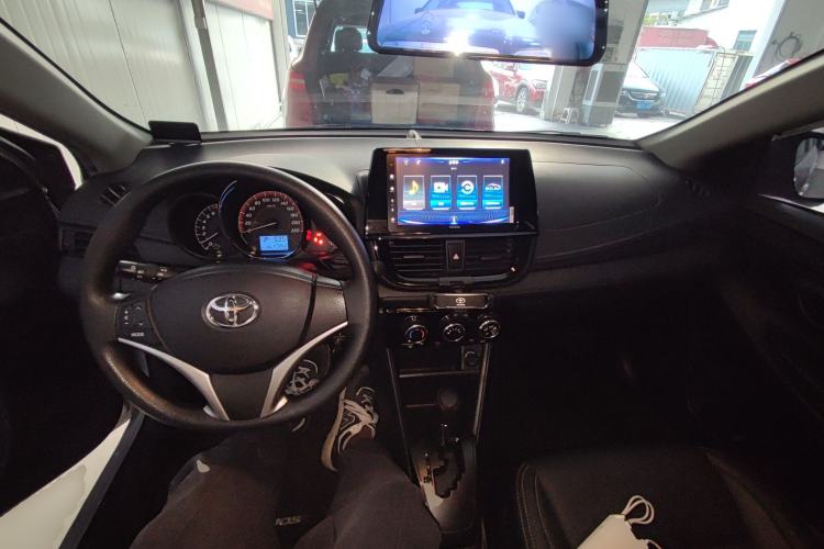 Used Toyota Vios 2021 1.5L CVT Innovation Edition Center Console