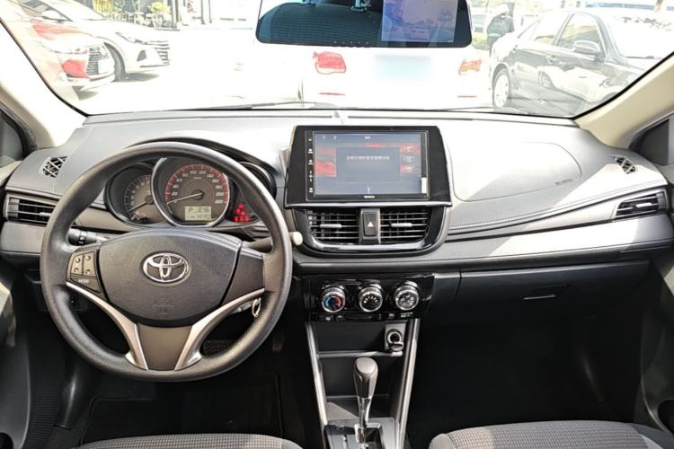 Used Toyota Vios 2021 1.5L CVT Innovation Edition Center Console