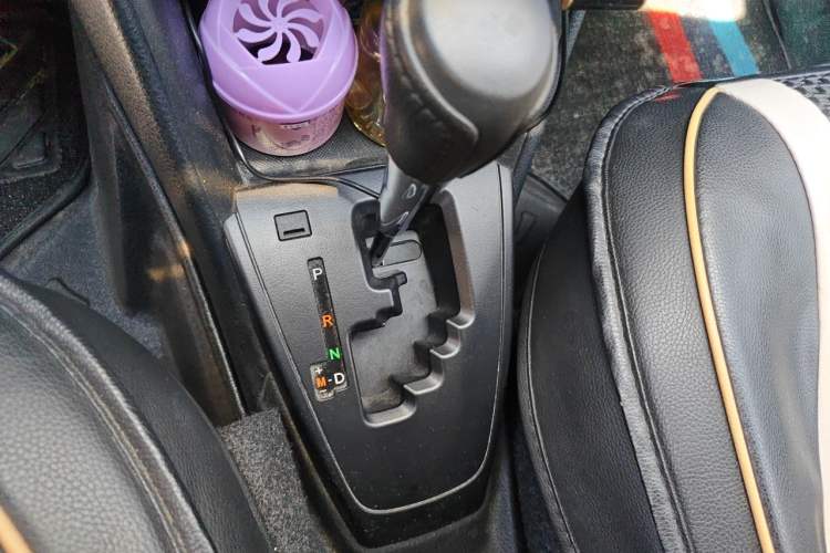 Used Toyota Vios 2021 1.5L CVT Innovation Edition Gear Lever