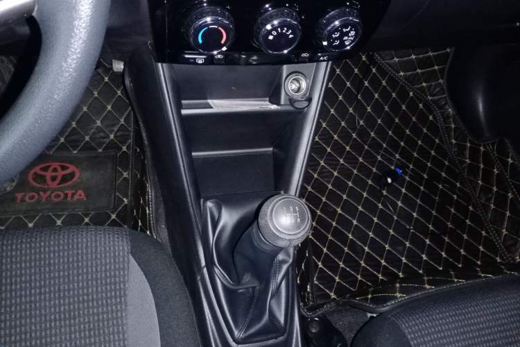 Used Toyota Vios 2021 1.5L Manual Trend Edition Gear Lever