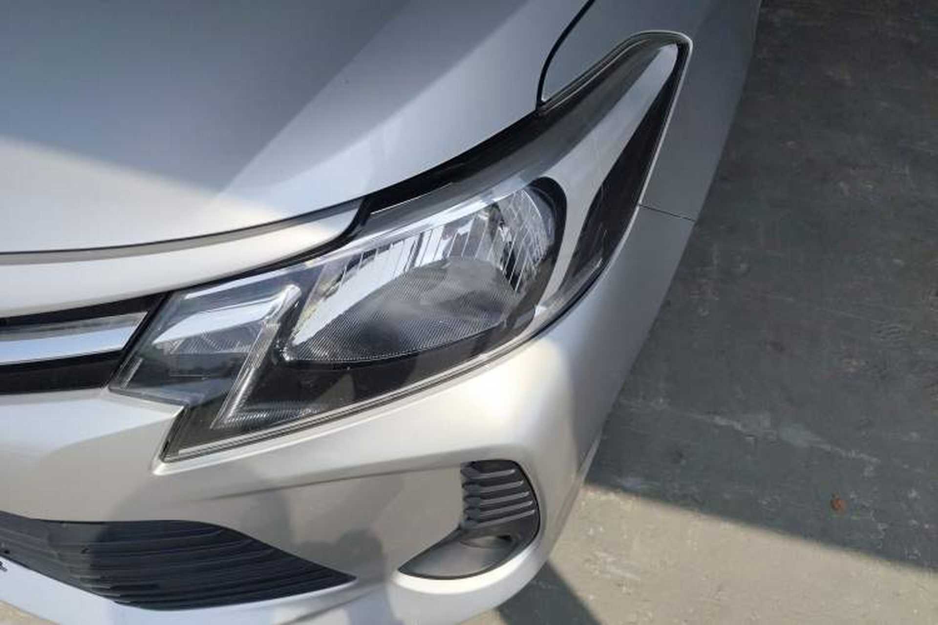Used Toyota Vios 2021 1.5L CVT Innovation Edition Left Front Headlight