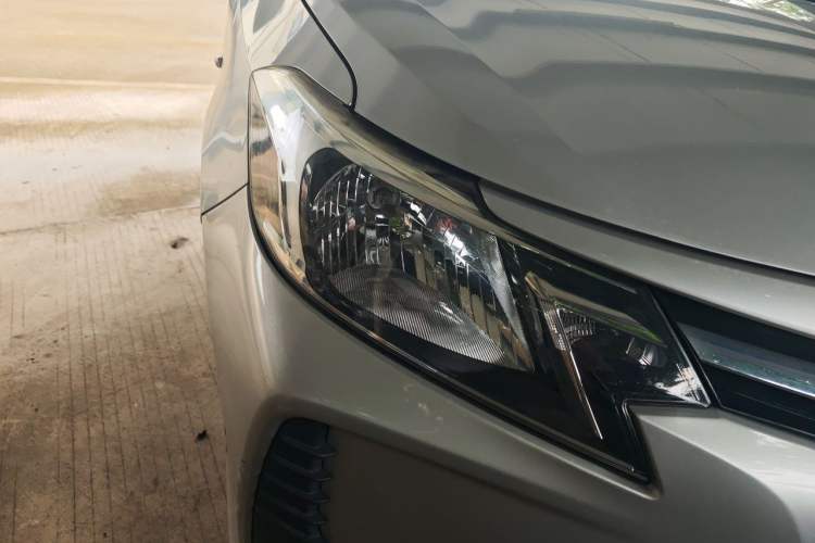 Used Toyota Vios 2021 1.5L CVT Innovation Edition Right Front Headlight