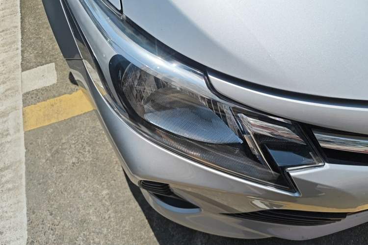 Used Toyota Vios 2021 1.5L CVT Innovation Edition Right Front Headlight