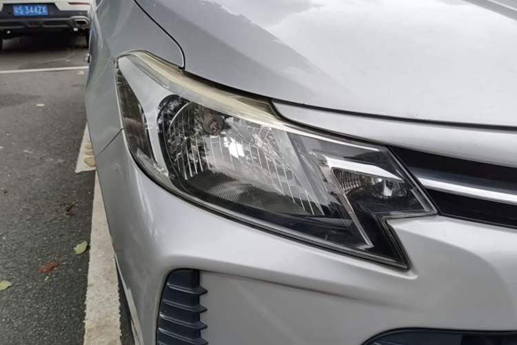 Used Toyota Vios 2021 1.5L CVT Innovation Edition Right Front Headlight