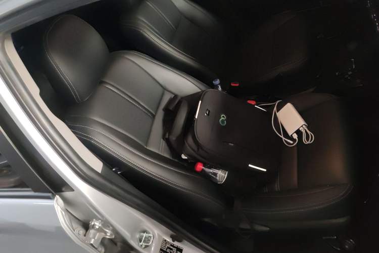 Used Toyota Vios 2021 1.5L CVT Innovation Edition Right Front Seat