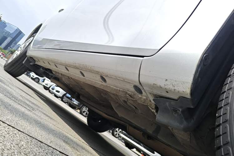 Used Toyota Vios 2021 1.5L CVT Innovation Edition Right Side Sill