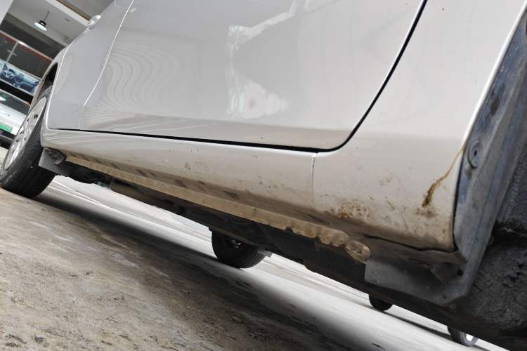 Used Toyota Vios 2021 1.5L CVT Innovation Edition Right Side Sill
