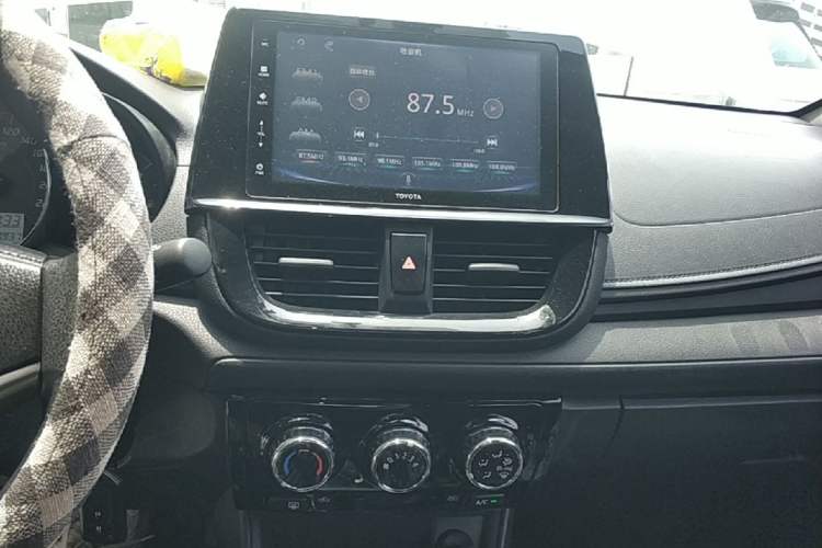 Used Toyota Vios 2021 1.5L CVT Comfort Edition Audio And AC Panel