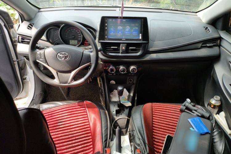 Used Toyota Vios 2021 1.5L CVT Innovation Edition Center Console