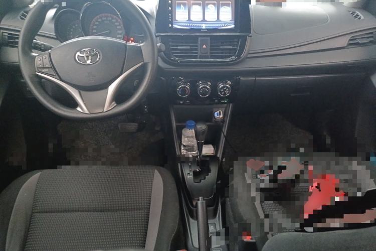 Used Toyota Vios 2021 1.5L CVT Innovation Edition Center Console