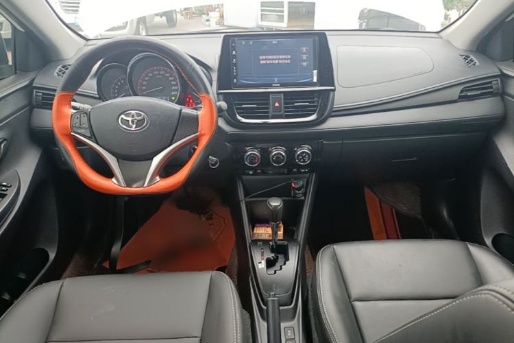 Used Toyota Vios 2021 1.5L CVT Comfort Edition Center Console