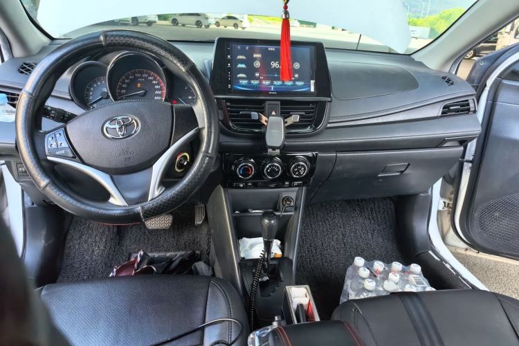 Used Toyota Vios 2021 1.5L CVT Innovation Edition Center Console