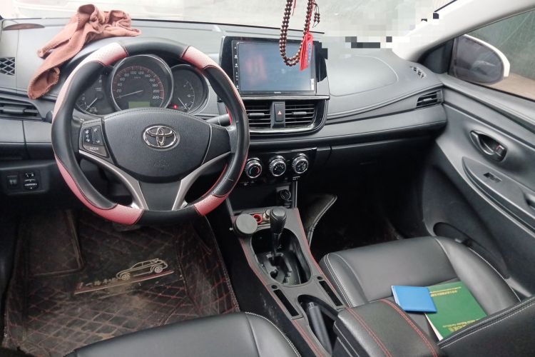 Used Toyota Vios 2021 1.5L CVT Innovation Edition Center Console