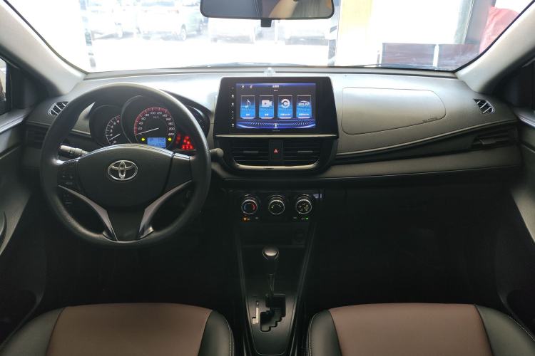 Used Toyota Vios 2021 1.5L CVT Innovation Edition Center Console