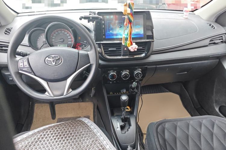Used Toyota Vios 2021 1.5L CVT Innovation Edition Center Console