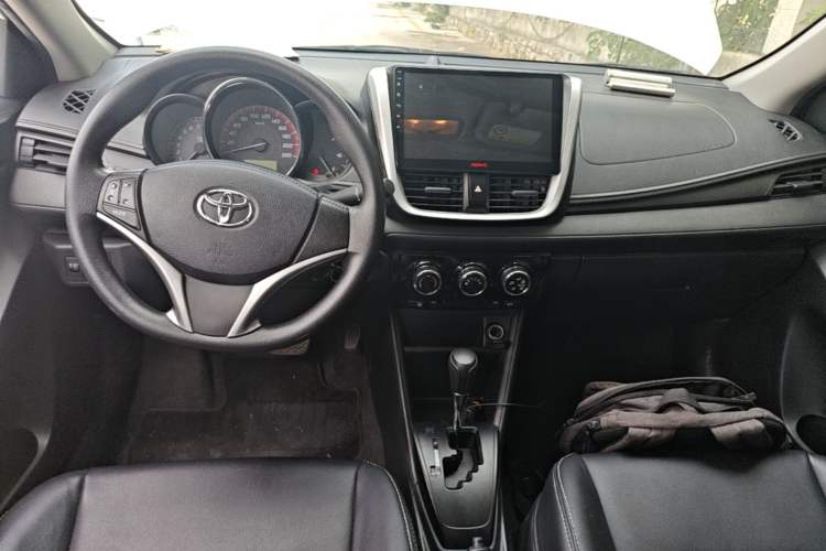 Used Toyota Vios 2021 1.5L CVT Innovation Edition Center Console