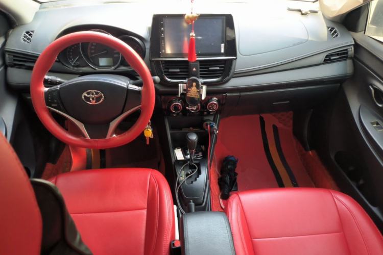 Used Toyota Vios 2021 1.5L CVT Innovation Edition Center Console
