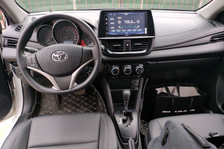 Used Toyota Vios 2021 1.5L CVT Innovation Edition Center Console