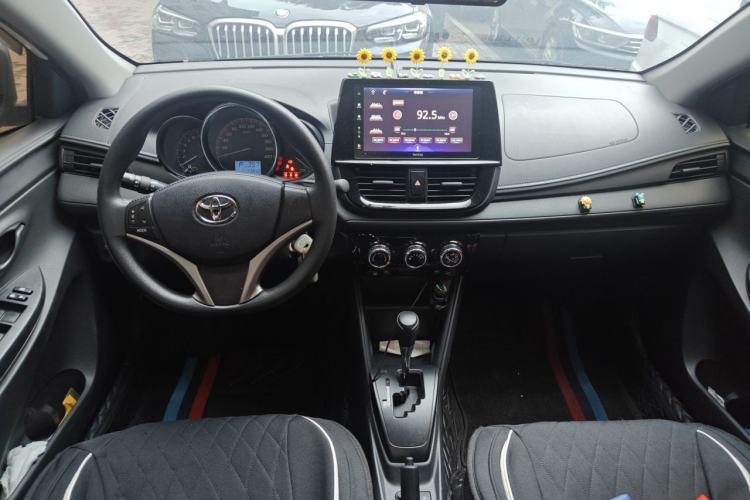 Used Toyota Vios 2021 1.5L CVT Innovation Edition Center Console
