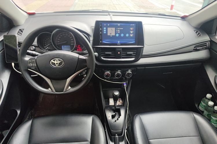 Used Toyota Vios 2021 1.5L CVT Innovation Edition Center Console