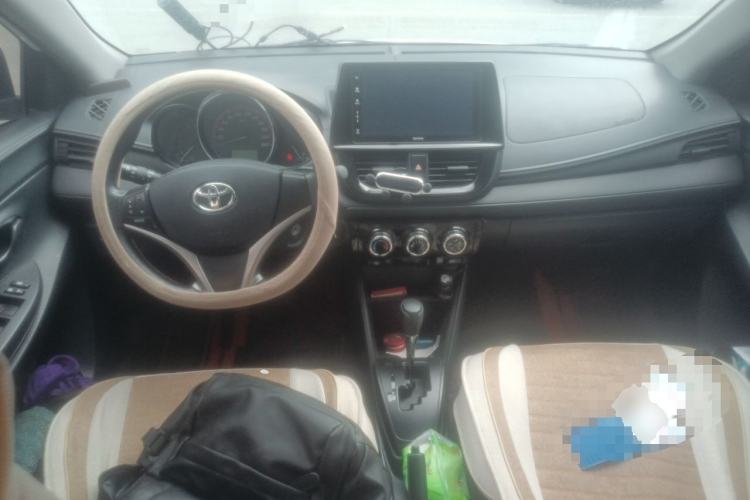 Used Toyota Vios 2021 1.5L CVT Innovation Edition Center Console