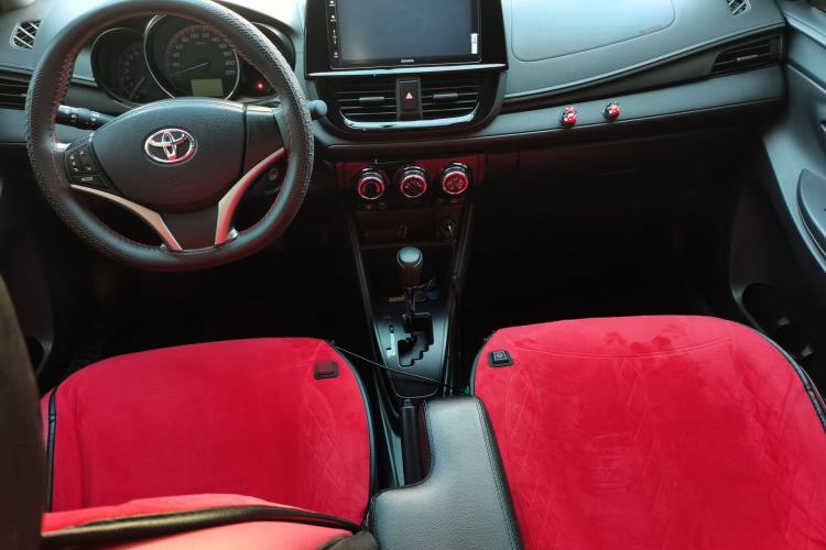 Used Toyota Vios 2021 1.5L CVT Innovation Edition Center Console
