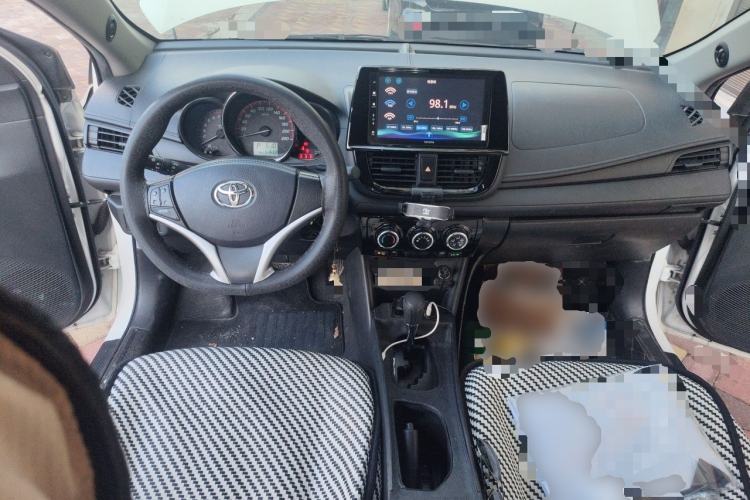 Used Toyota Vios 2021 1.5L CVT Innovation Edition Center Console