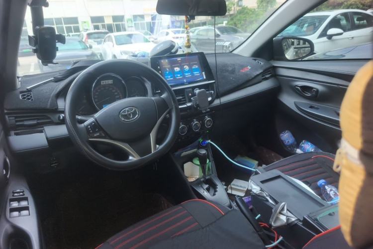 Used Toyota Vios 2021 1.5L CVT Innovation Edition Center Console