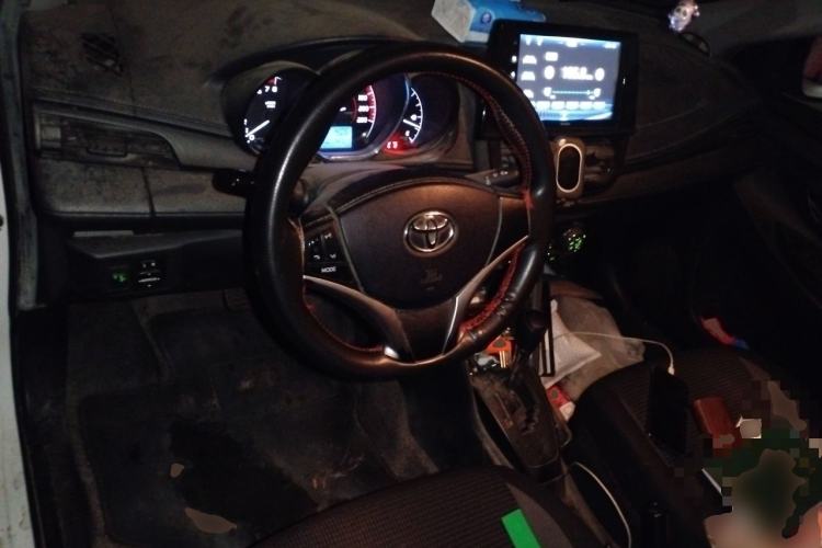 Used Toyota Vios 2021 1.5L CVT Innovation Edition Center Console