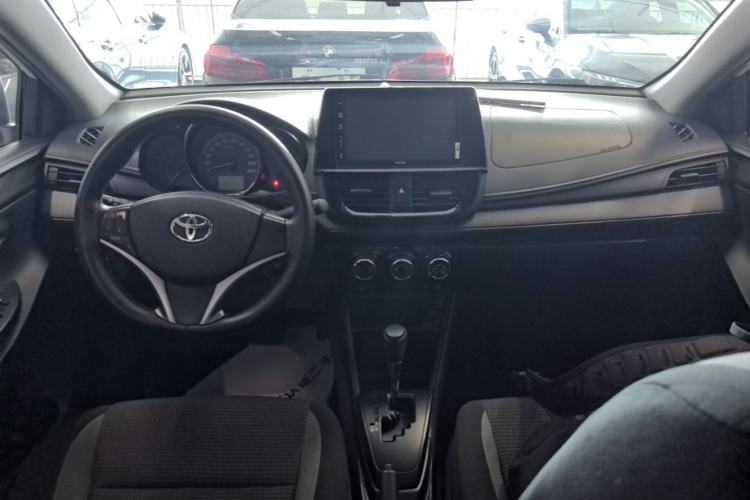 Used Toyota Vios 2021 1.5L CVT Innovation Edition Center Console