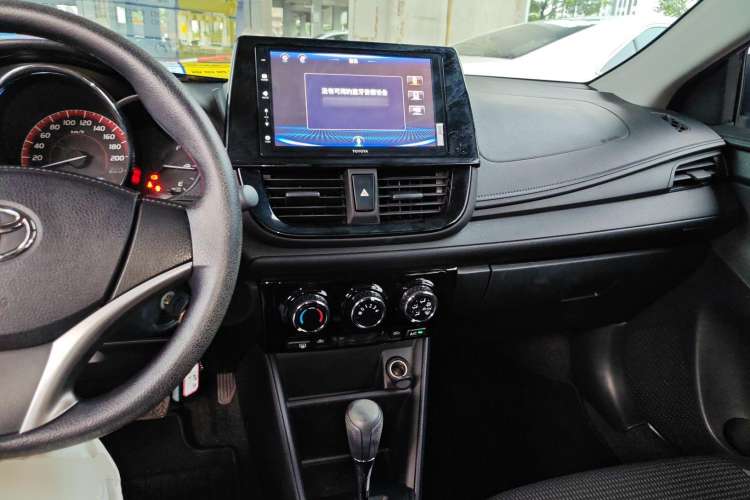 Used Toyota Vios 2021 1.5L CVT Innovation Edition Center Console