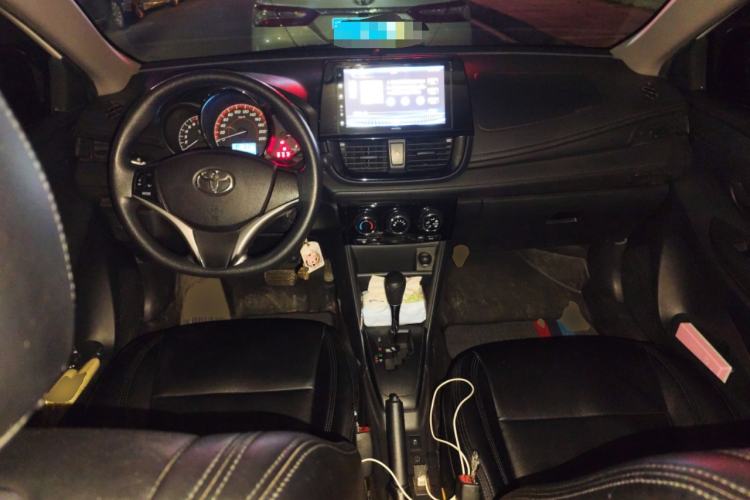 Used Toyota Vios 2021 1.5L CVT Innovation Edition Center Console