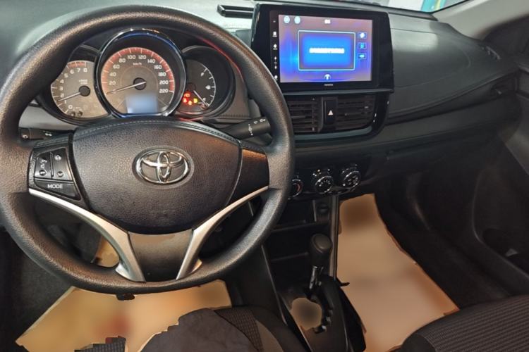 Used Toyota Vios 2021 1.5L CVT Innovation Edition Center Console
