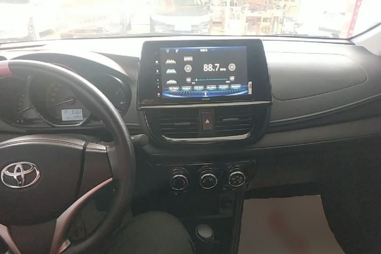 Used Toyota Vios 2021 1.5L CVT Innovation Edition Center Console