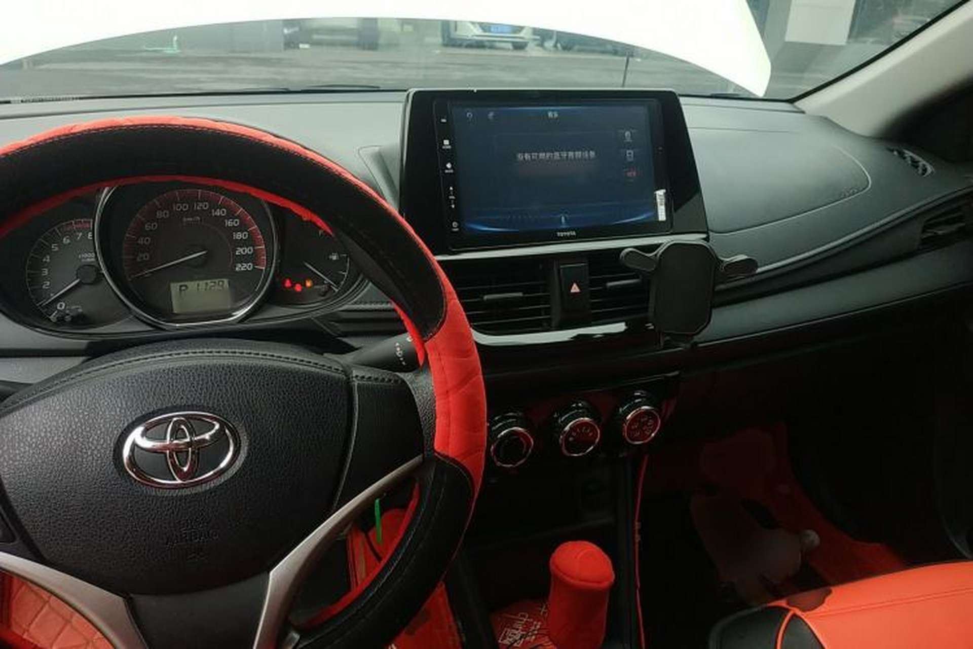Used Toyota Vios 2021 1.5L CVT Innovation Edition Center Console