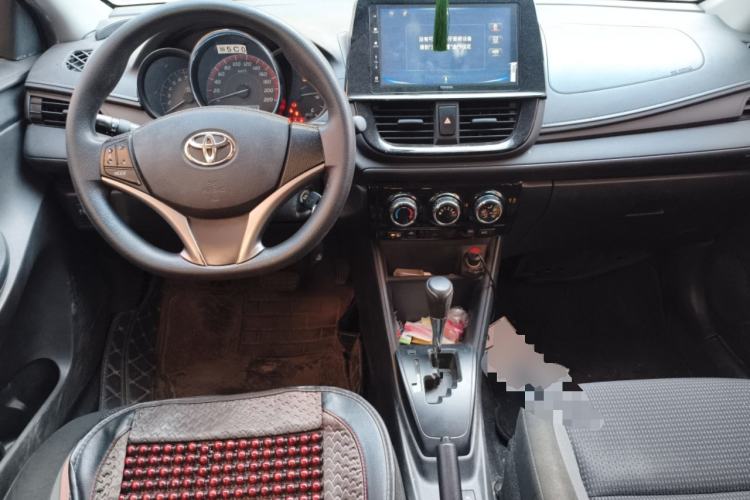 Used Toyota Vios 2021 1.5L CVT Innovation Edition Center Console