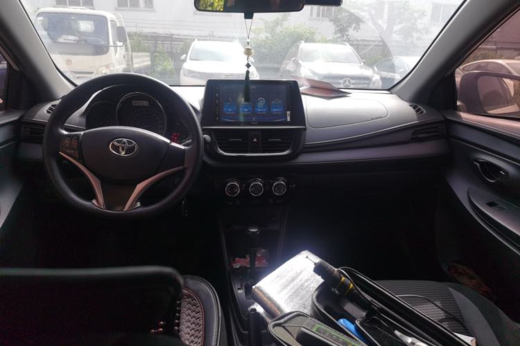 Used Toyota Vios 2021 1.5L CVT Innovation Edition Center Console
