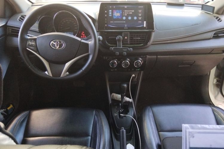Used Toyota Vios 2021 1.5L CVT Innovation Edition Center Console