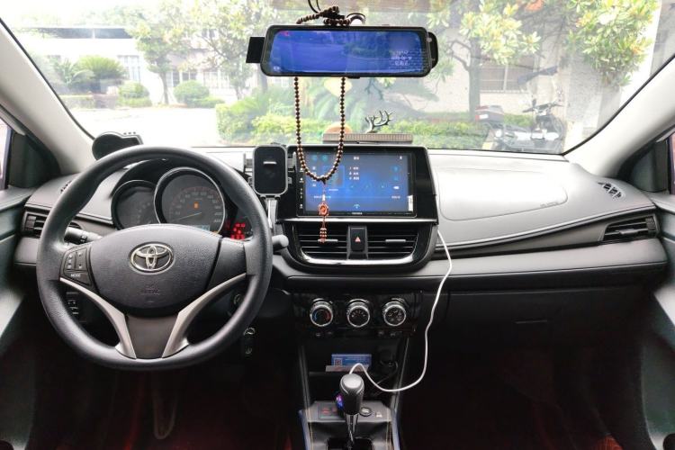 Used Toyota Vios 2021 1.5L CVT Innovation Edition Center Console