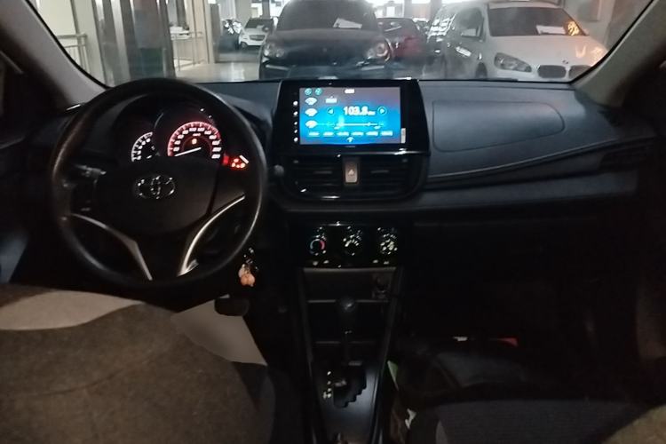 Used Toyota Vios 2021 1.5L CVT Innovation Edition Center Console