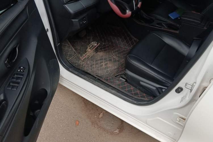 Used Toyota Vios 2021 1.5L CVT Innovation Edition Driver Seat
