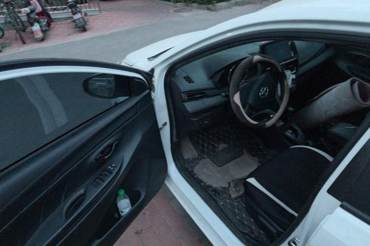 Used Toyota Vios 2021 1.5L CVT Innovation Edition Driver Seat